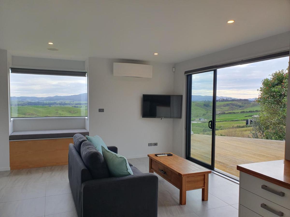 Vineyard Vacation Hotel Mangawhai Bagian luar foto