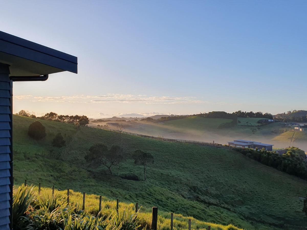 Vineyard Vacation Hotel Mangawhai Bagian luar foto